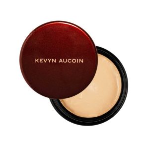 aliana moss makeup to go blog five favorite products right now Kevyn Aucoin sensual skin enhancer makeup to go blog