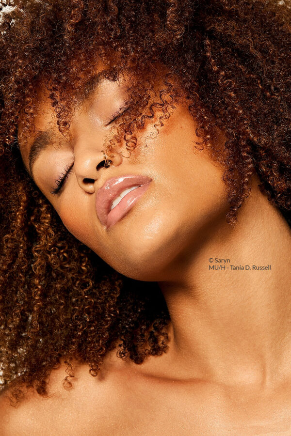 Signature Commercial Glow hands-on makeup lesson for commercial photography - Makeup to Go
